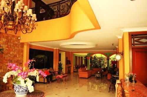 Mahadria Hotel Serang Exterior foto